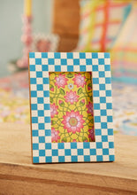 Check Photo Frame, fits photo 6x4"