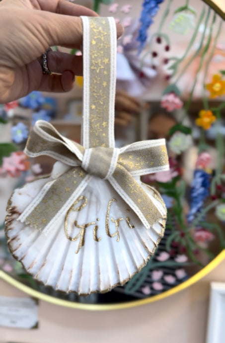 Hand-painted Scallop Shell Decoration featuring name